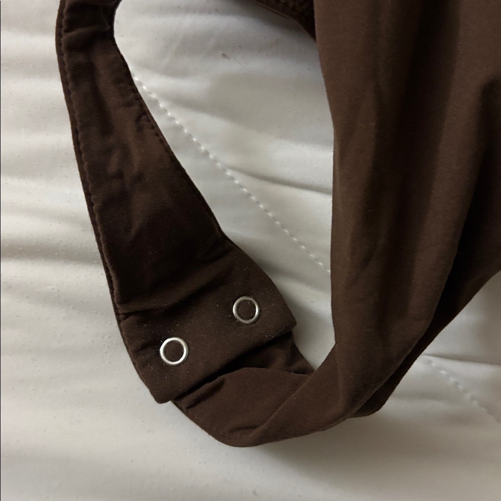 SKIMS fits everybody square neck bodysuit - Picture 4 of 5